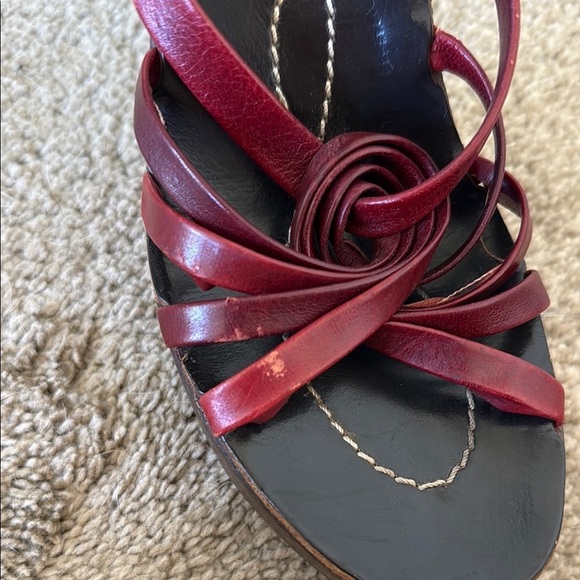 KORS Michael Kors Red Platform Sandals with wooden platform - Picture 9 of 15